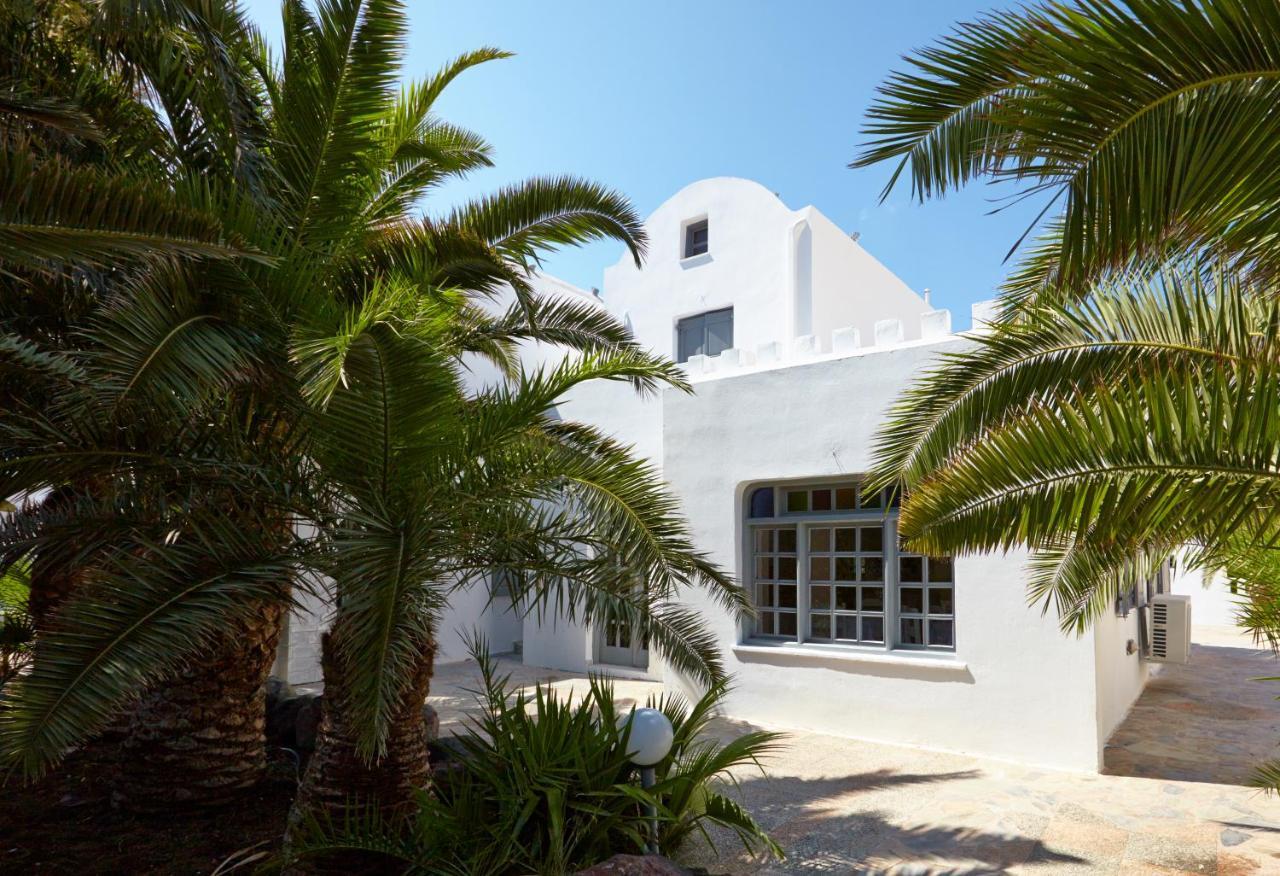 Fenix Hotel Perissa  Buitenkant foto